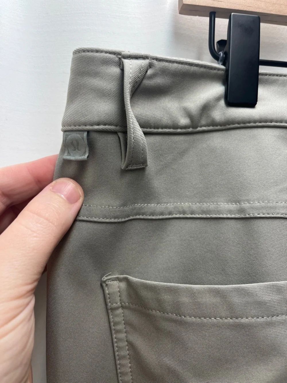 Lululemon Tan‎ Gray Carbon Dust ABC Pant- 34x30